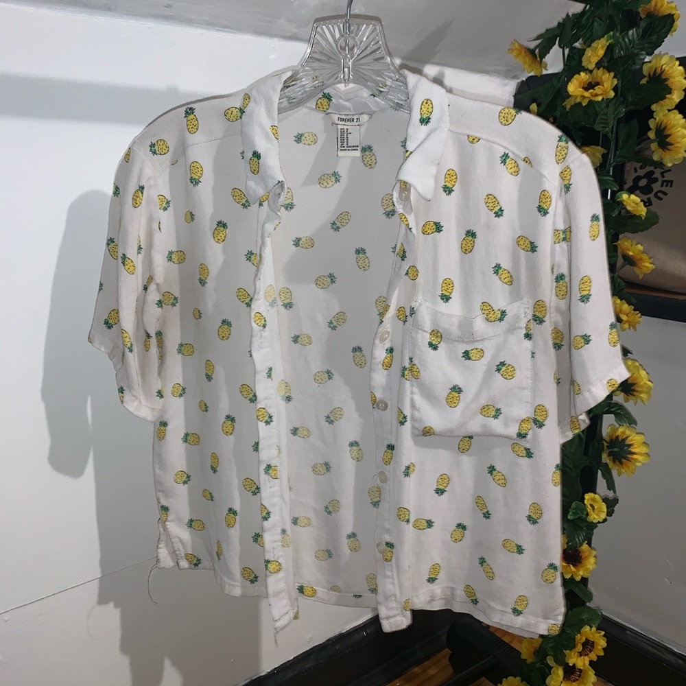 Cropped Button Down Pineapple Shirt🍍🍍